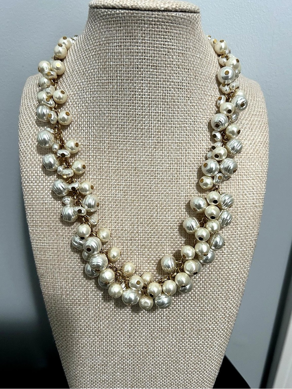Chico’s Faux Pearl Cluster Necklace|Gold Tone Statement Necklace|Classic Elegant